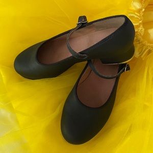 Childrens Bloch Tap-on Leathet Tap Shoes, size 6